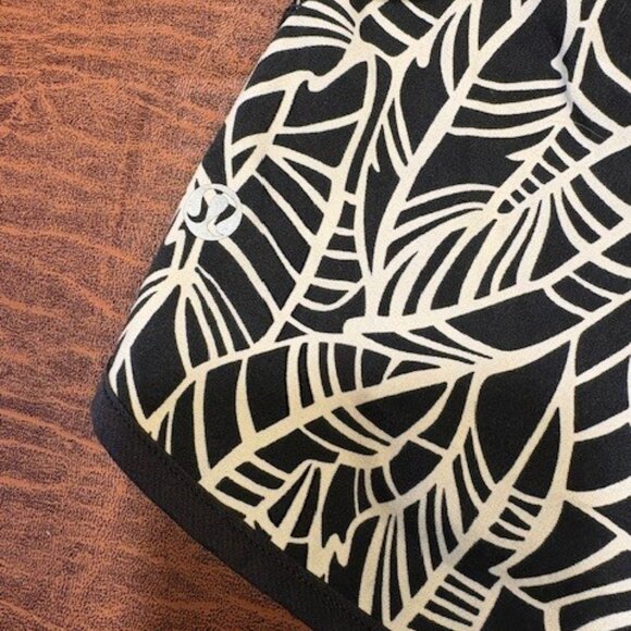 Lululemon Shirts with built in underwear Size 10 - Picture 5 of 6